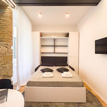 Ferienwohnung Imbriani 2 Tirabora Short Rent Triest Exterior foto