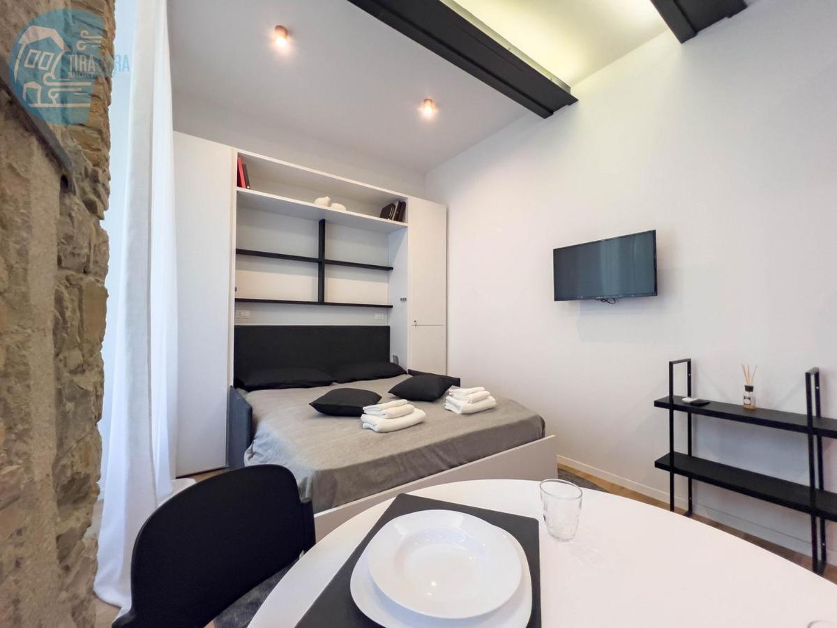 Ferienwohnung Imbriani 2 Tirabora Short Rent Triest Exterior foto