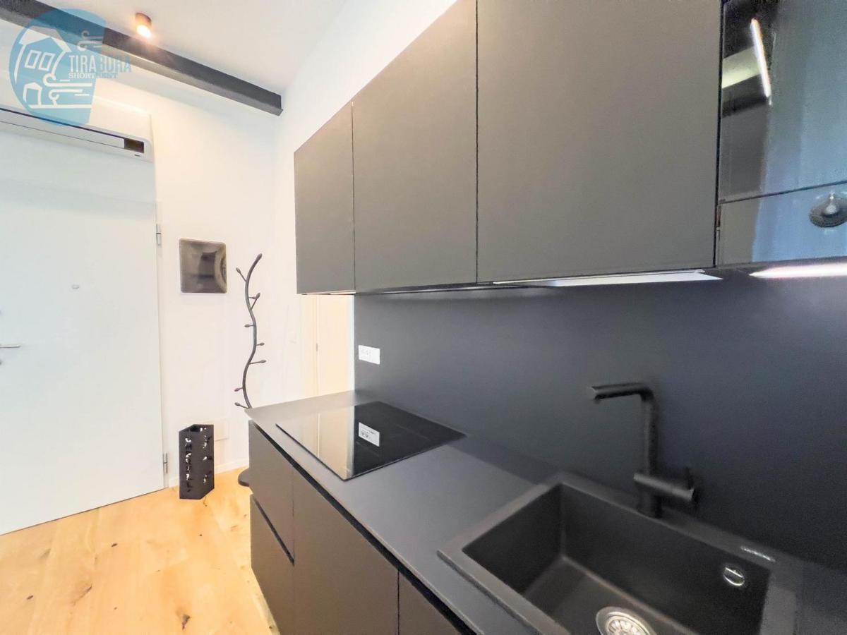 Ferienwohnung Imbriani 2 Tirabora Short Rent Triest Exterior foto